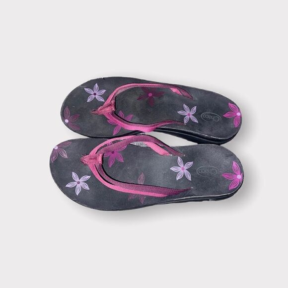 Chaco Pink and Purple Thong Sandals Size 9 - Picture 2 of 5
